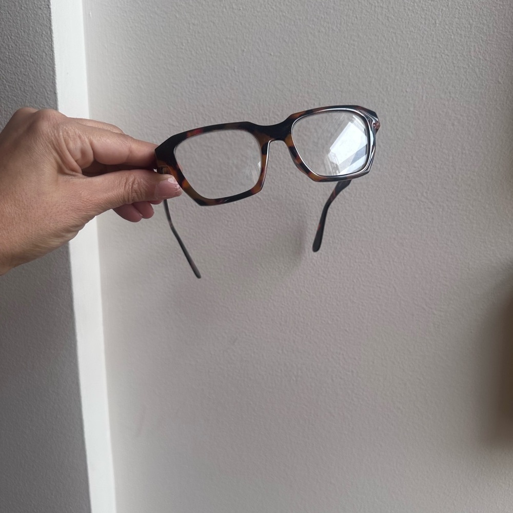 JJ MORGAN READERS 1.50
